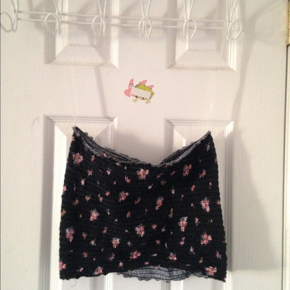 Bongo black floral bando. Fringed all around.